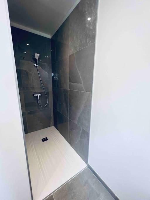 Magnifique Appartement Traversant Avec Vue Sur Le Golf La Grande-Motte Buitenkant foto